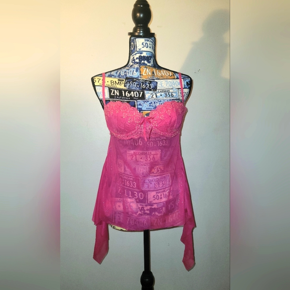 Victoria's secret vintage near New never worn 36C baby doll with scrunched sides